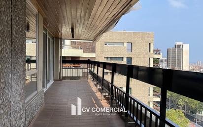 Terrace of Flat to rent in  Barcelona Capital  with Air Conditioner and Terrace