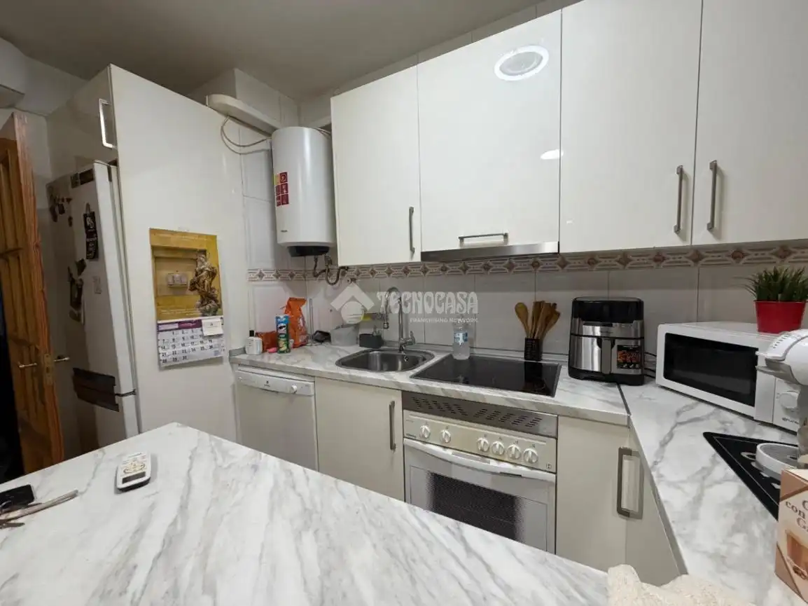 Flat for sale in Centro, imagen 2