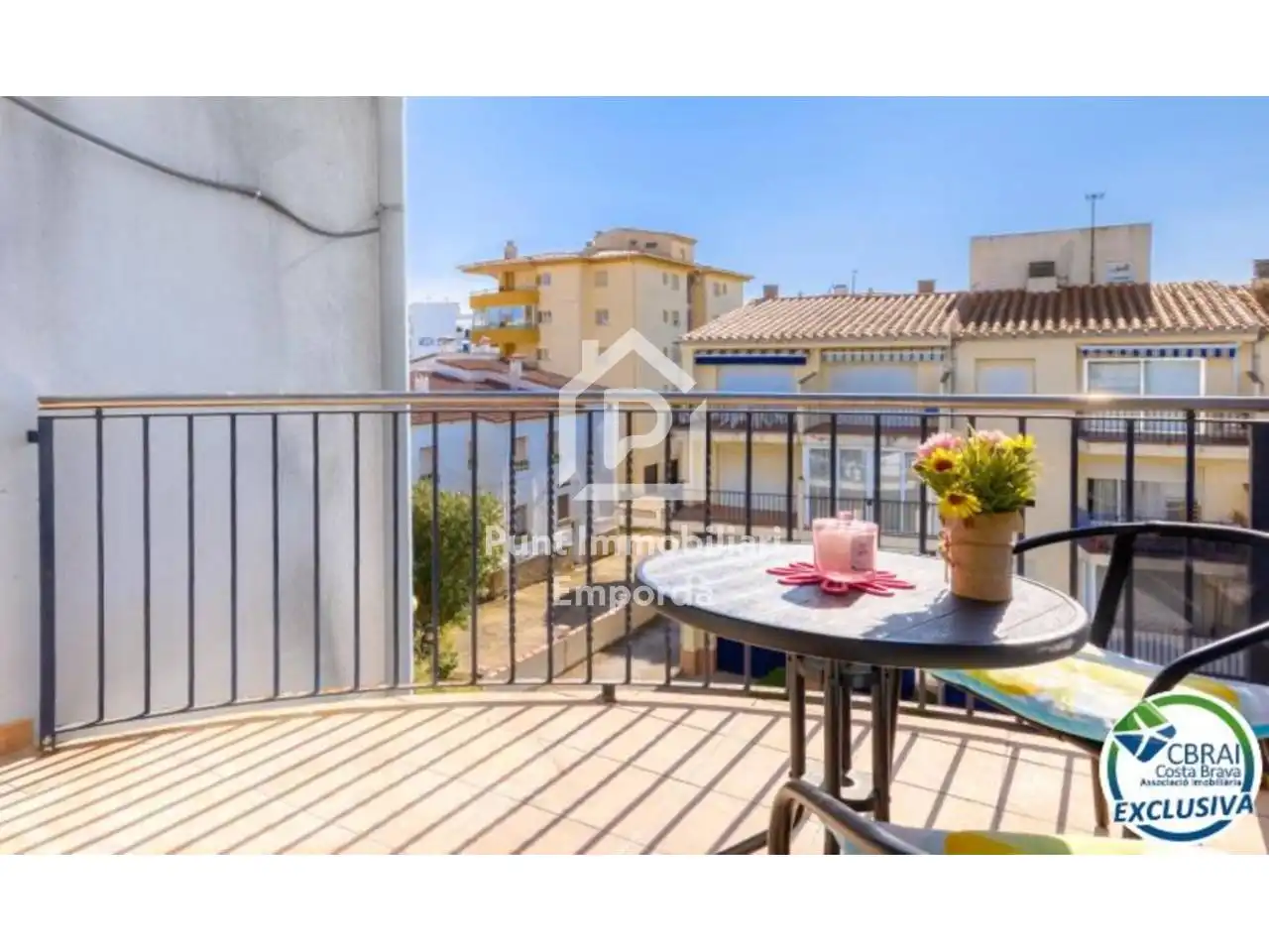 Apartamento con terraza en venta en Calle Calderón de la Barca, imagen 2