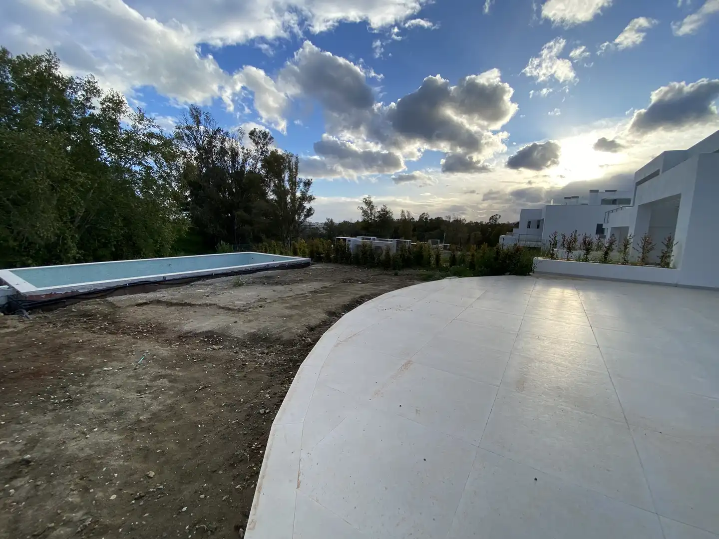 Swimming pool of Detached homes for sale in Marbella  with Air Conditioner, Private garden and Terrace