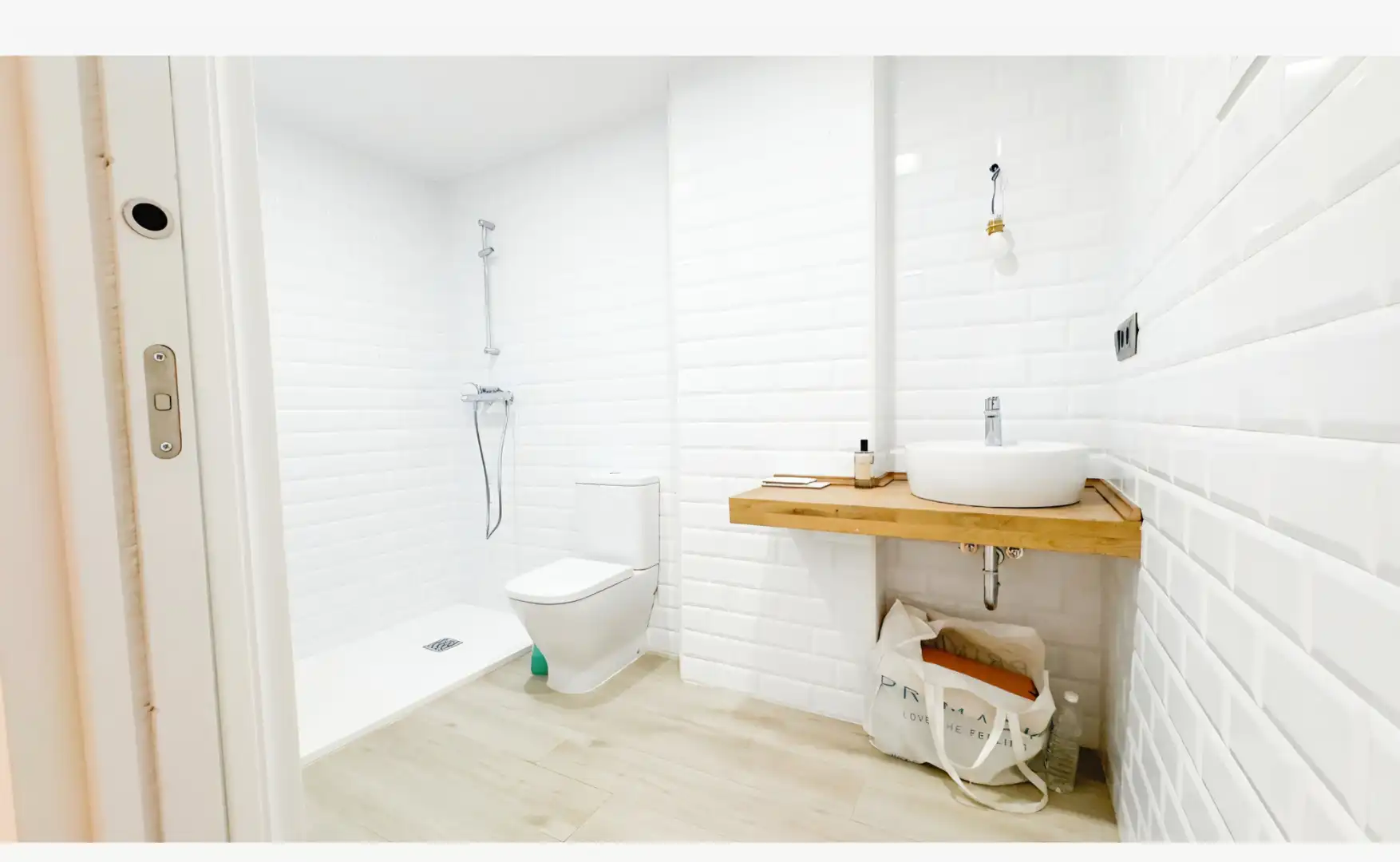 Bany de Apartament en venda en Santander amb Aire condicionat