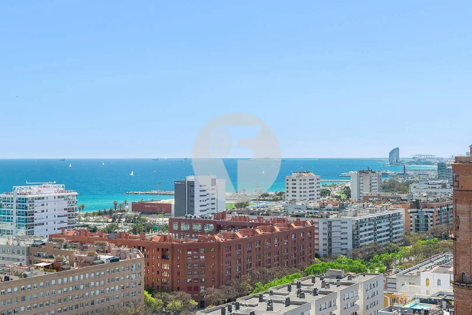 Vista exterior de Dúplex en venta en Barcelona con Aire acondicionado, Calefacción y Terraza