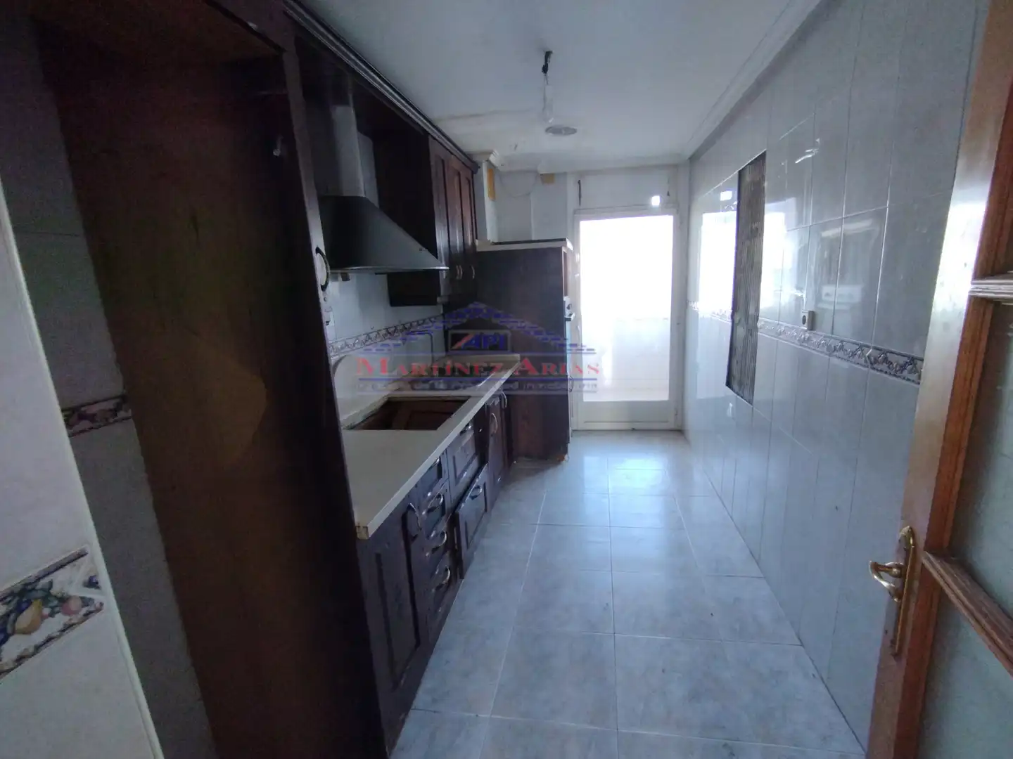 Cocina de Piso en venta en Linares con Terraza y Balcón