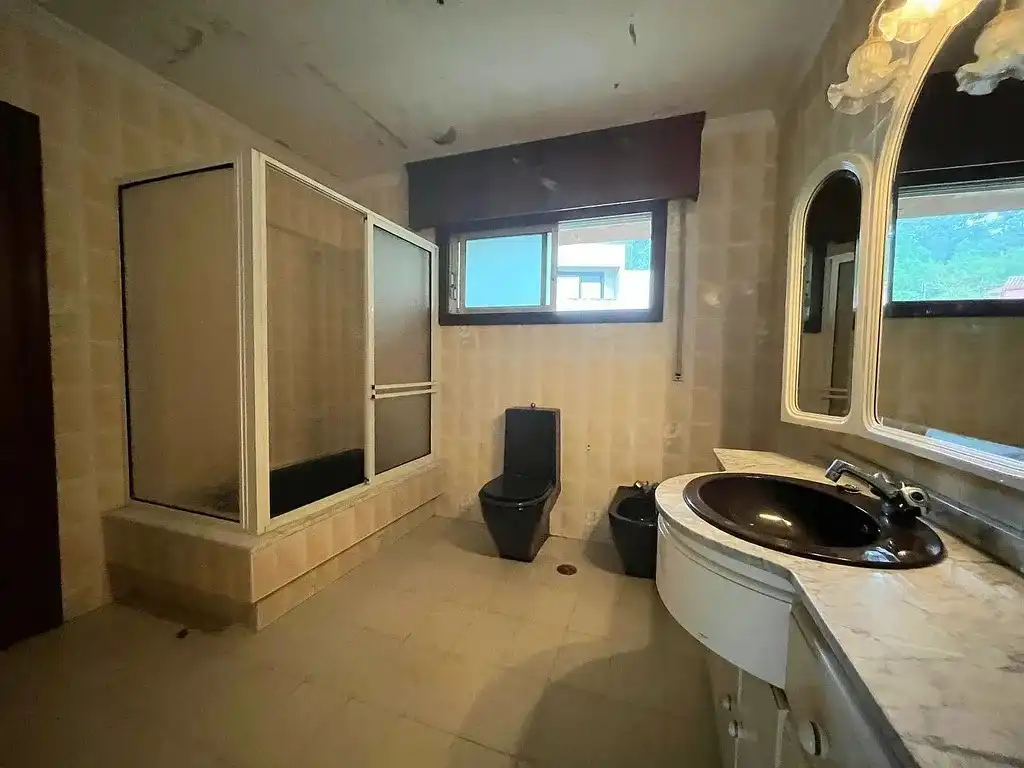 Baño de Casa o chalet en venta en Vigo  con Jardín privado, Parquet y Terraza