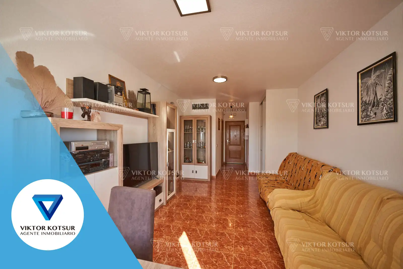 Living room of Apartments for sale in Roquetas de Mar  with Air Conditioner, Alarm and Community pool