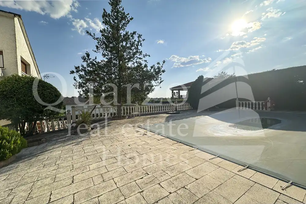 Terrace of Houses for sale in Villaviciosa de Odón  with Air Conditioner, Heating and Private garden