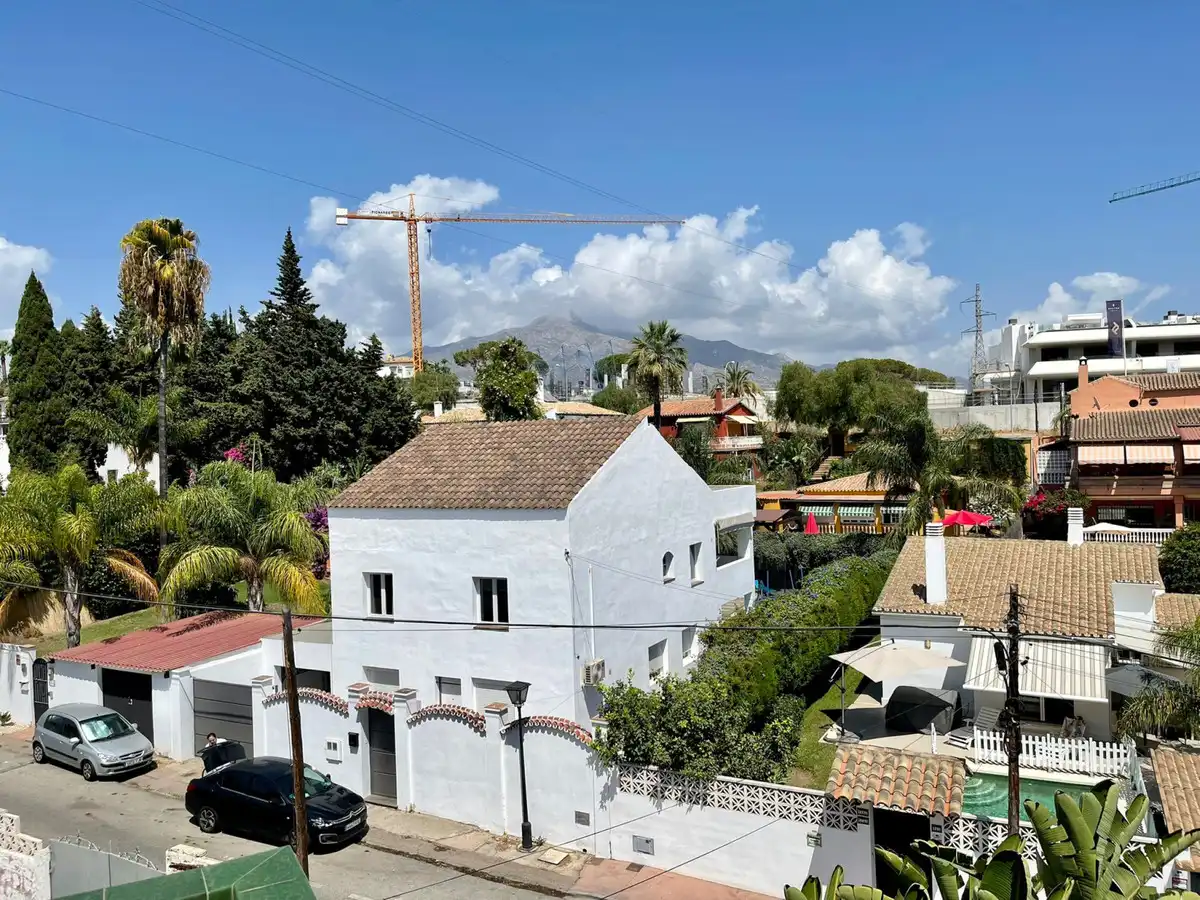 Houses for rent in DE LOS JAZMINES-NVA ANDAL, 406, Nueva Andalucía centro