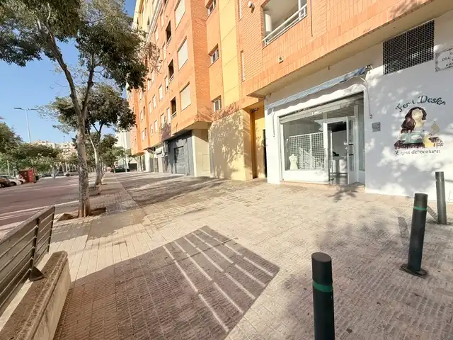 Gewerbefläche zur Miete in Carrer del Riu Adra 34, imagen 6