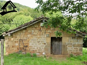 Country house for sale in Luena