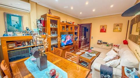 Foto 3 de Piso en venta en Pintores - Ferial, Parla