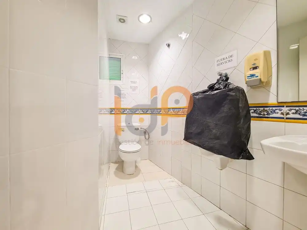 Badezimmer von Geschaftsraum zum Verkauf in Zurgena