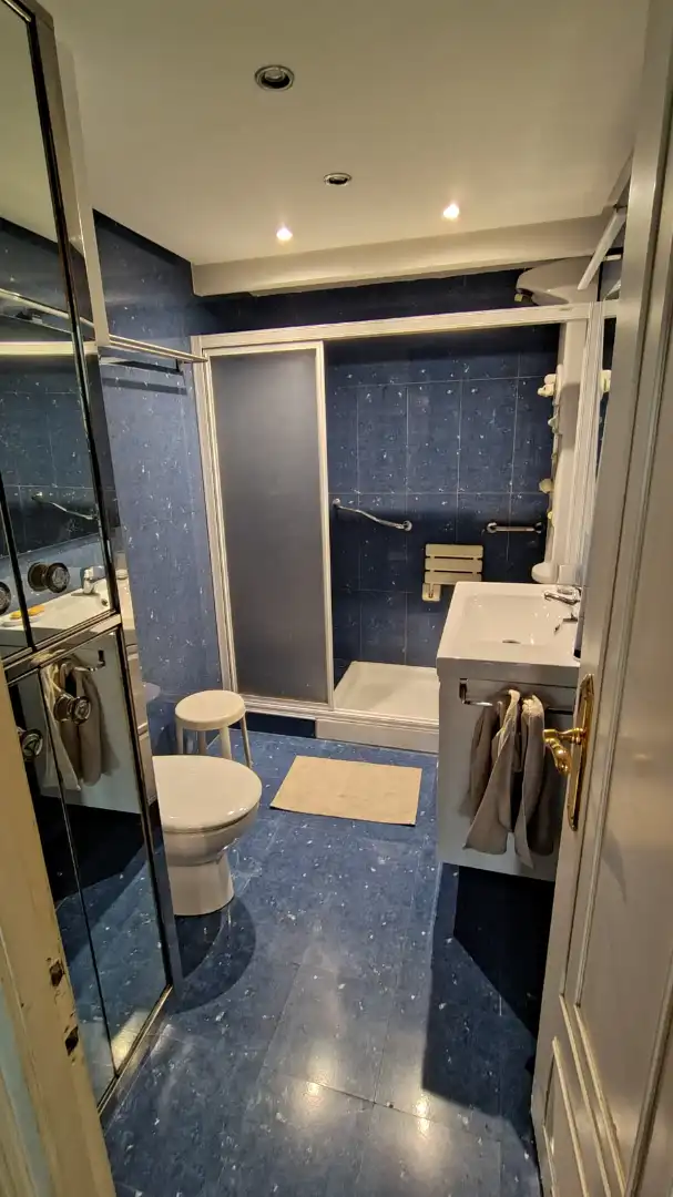Piso de alquiler en Área Romántica