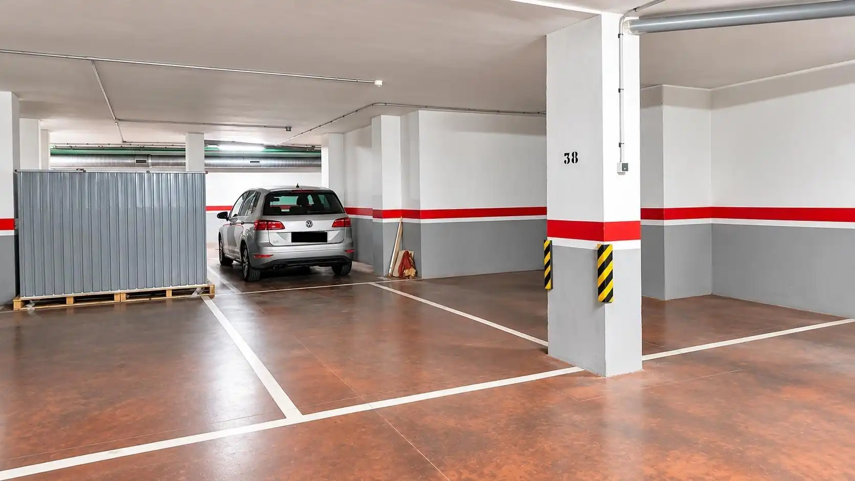 Garage for rent in Paseo Paseo Palmeral, Aguadulce Sur