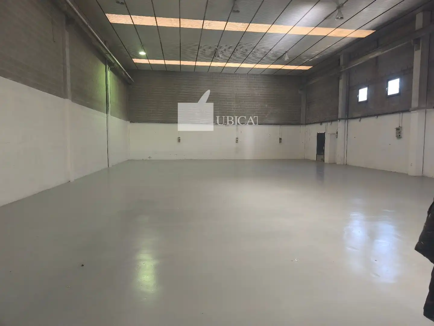 Nau industrial de lloguer en Castellar del Vallès