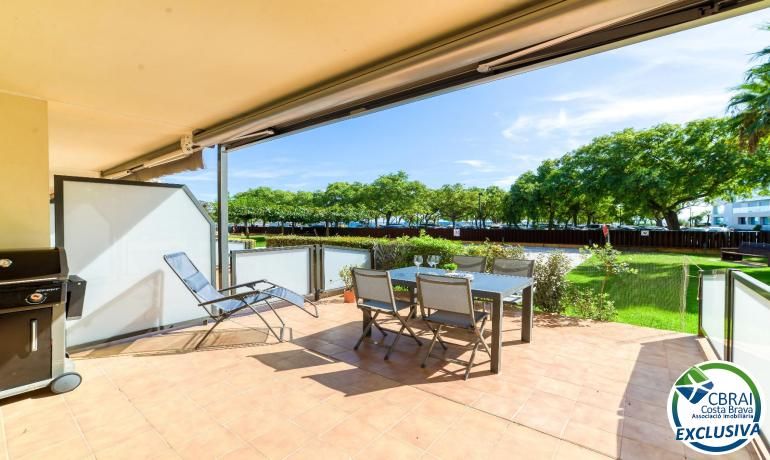Terrace of Apartment for sale in Roses  with Air Conditioner, Heating and Terrace