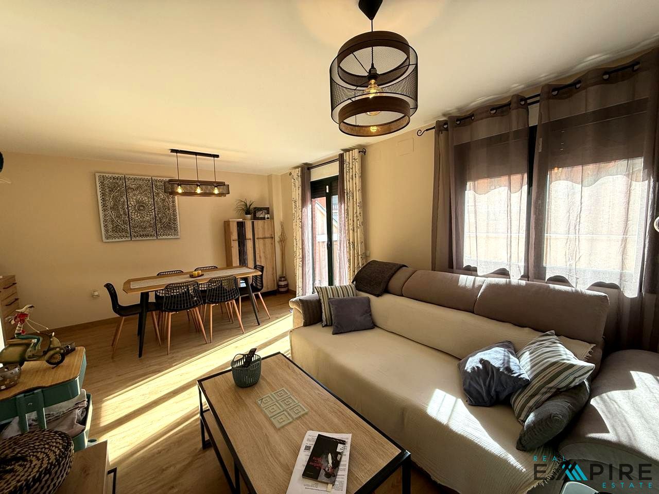 Sala d'estar de Pis en venda en Aranjuez amb Aire condicionat, Calefacció i Terrassa