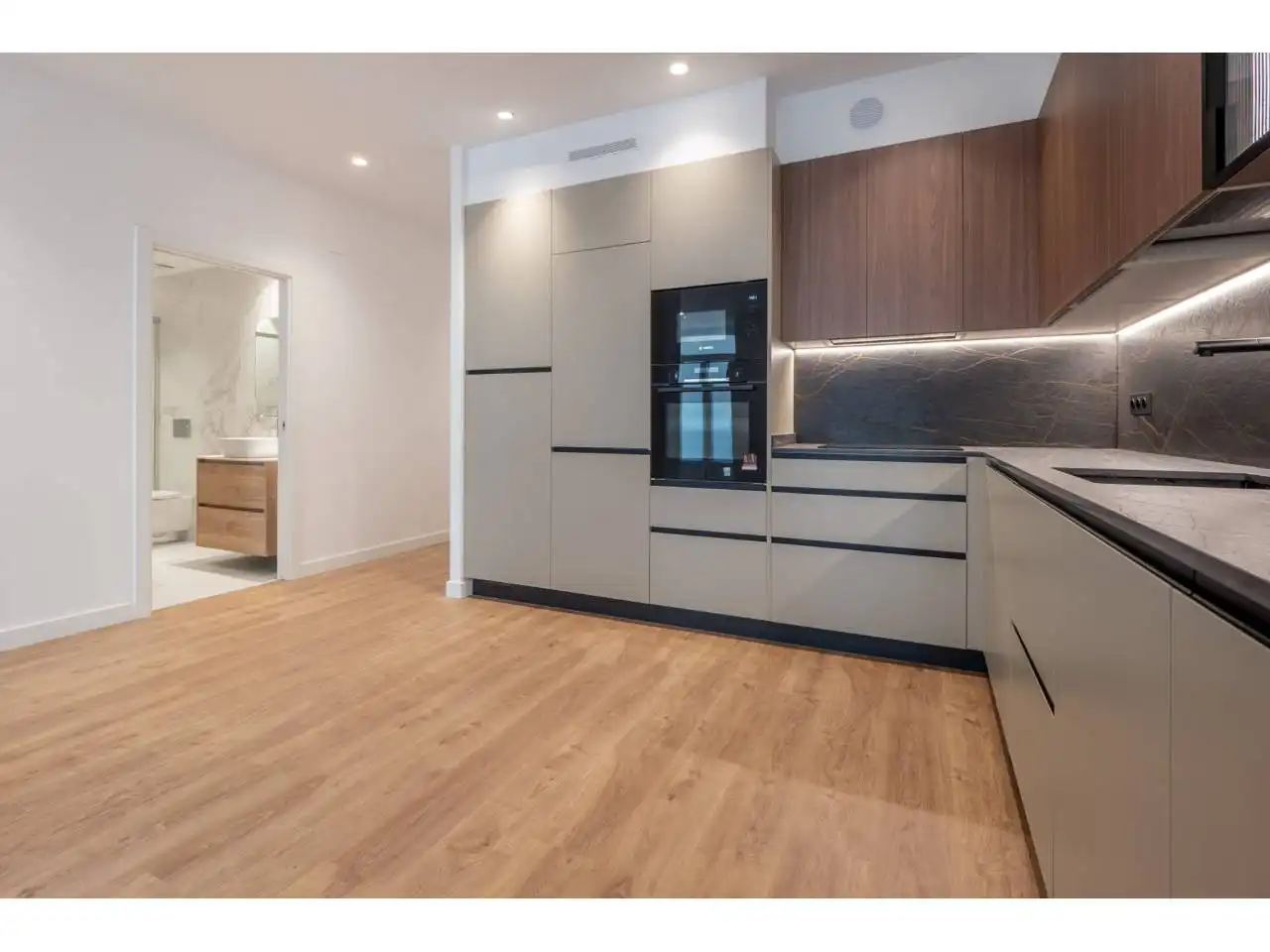 Küche von Wohnung zum Verkauf in Donostia - San Sebastián  mit Heizung und Terrasse