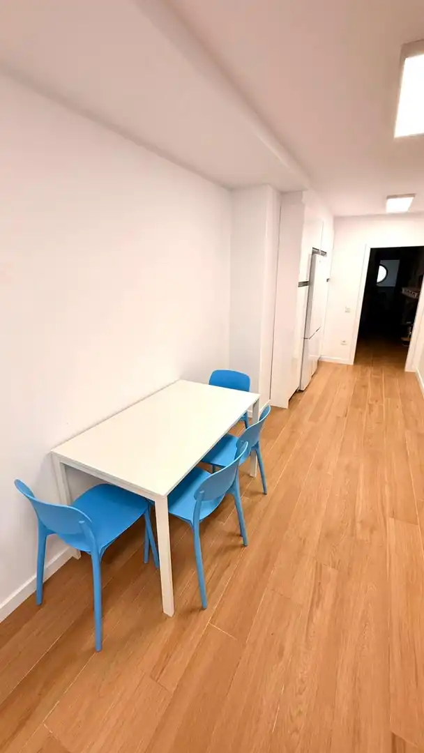 Menjador de Estudi de lloguer en Málaga amb Aire condicionat, Calefacció i Parquet