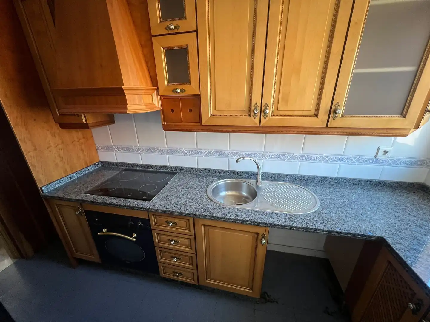 Cocina de Piso en venta en Granada con Calefacción