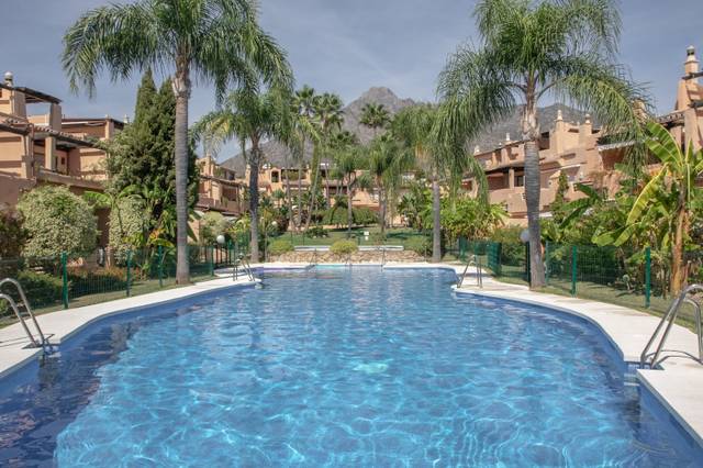 Casa adosada en Alquiler en Nagüeles Alto