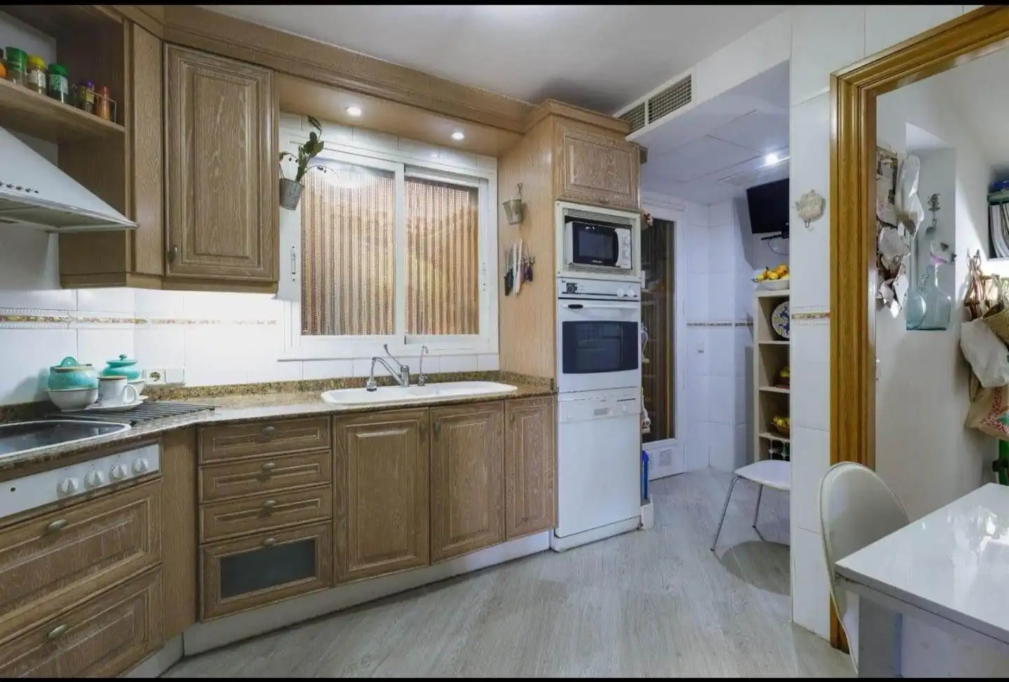 Kitchen of Houses for sale in  Palma de Mallorca  with Air Conditioner, Parquet flooring and Furnished