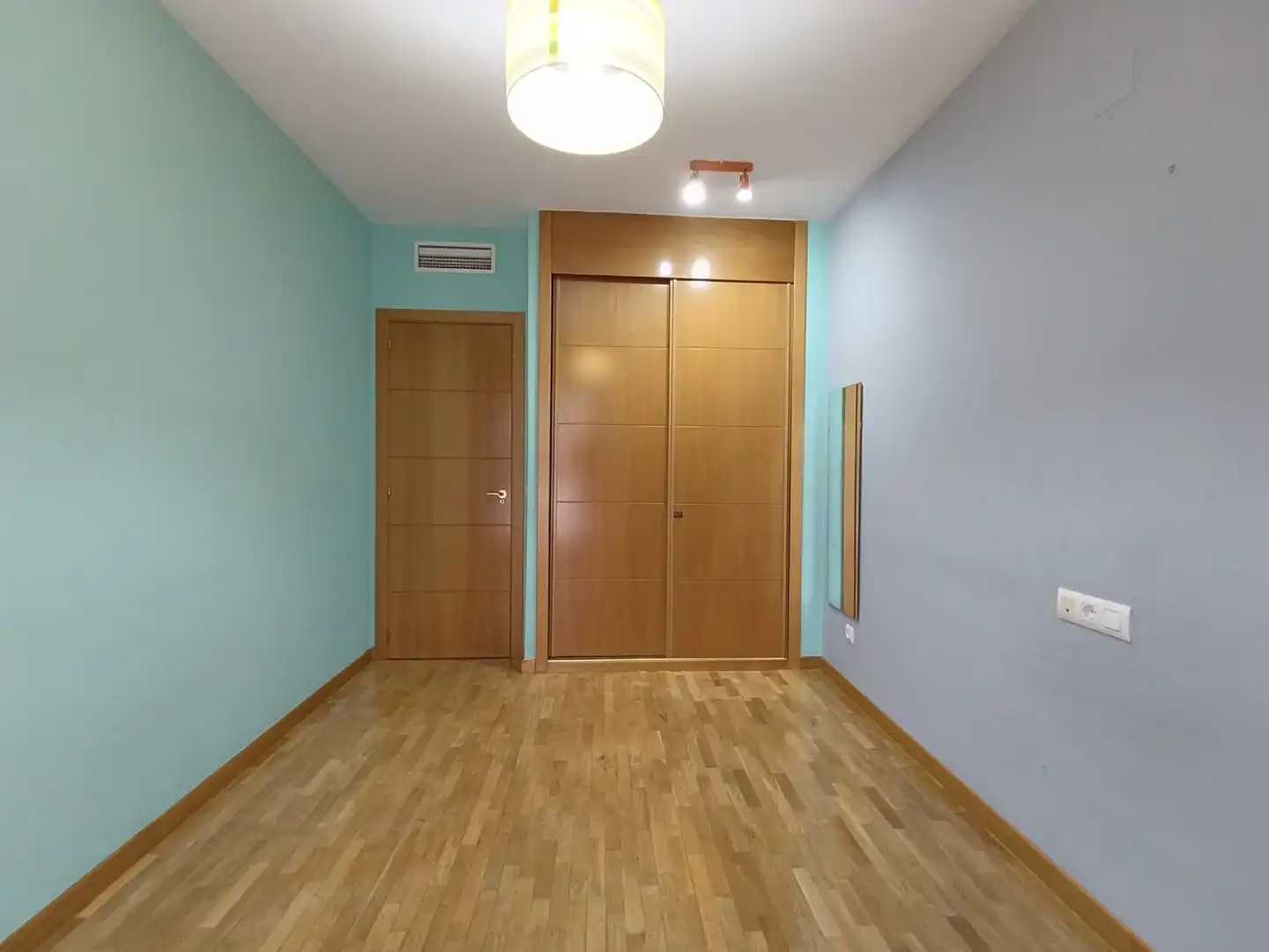 Schlafzimmer von Wohnung zum Verkauf in Ciudad Real mit Klimaanlage, Heizung und Abstellraum