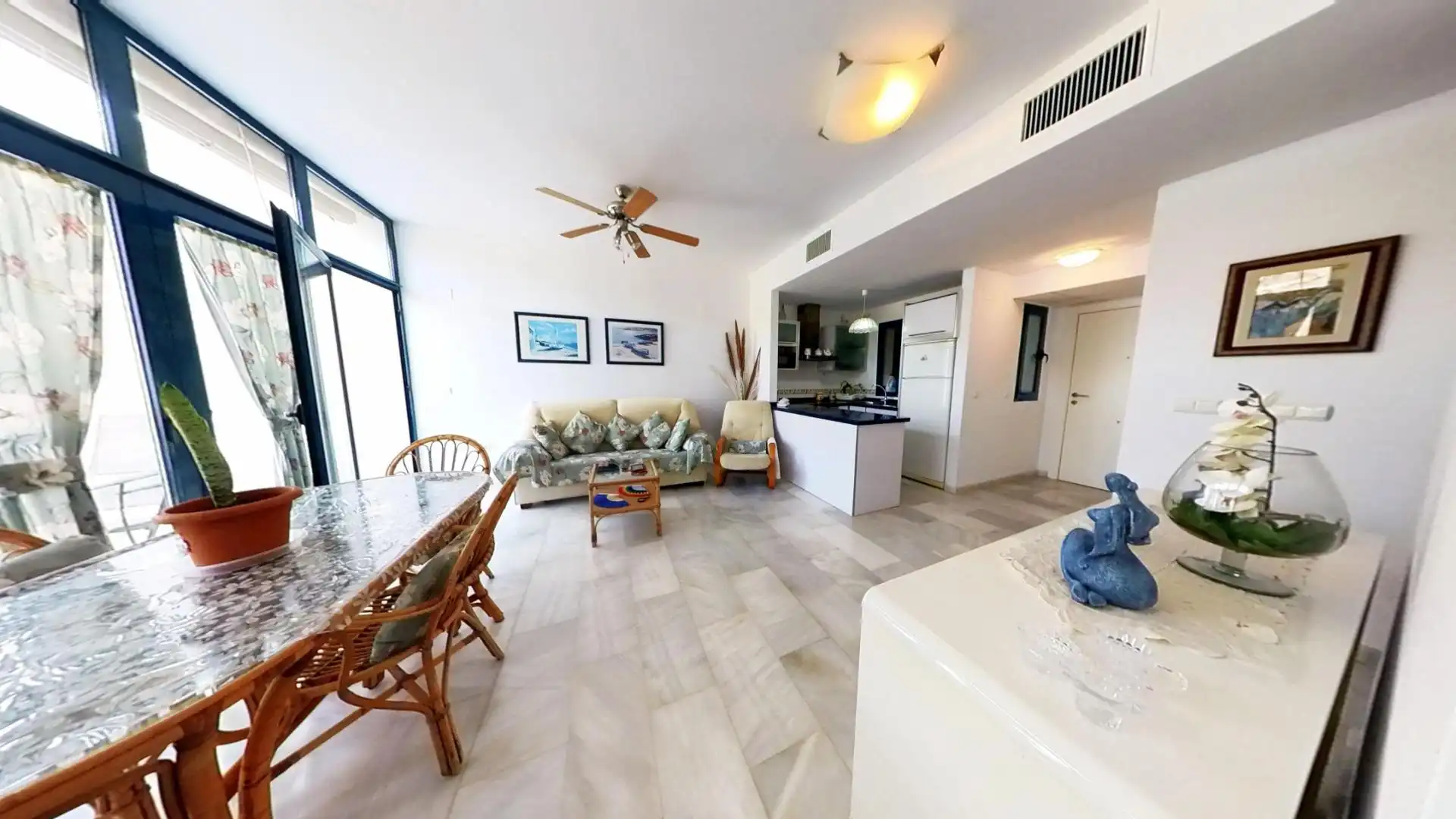 Sala d'estar de Apartament en venda en Gualchos amb Aire condicionat, Calefacció i Terrassa
