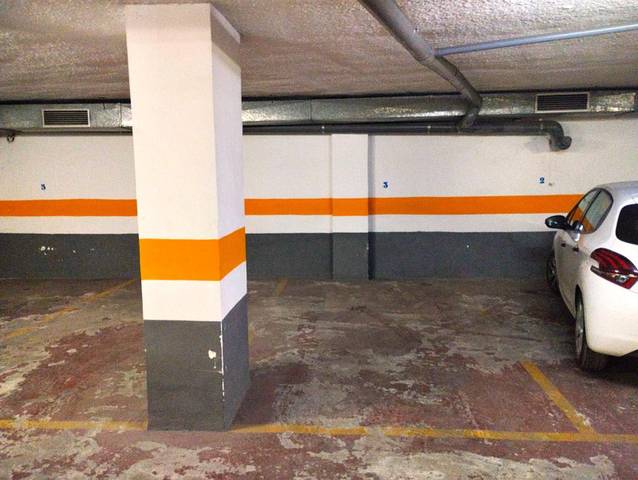 Garaje en Venta en Barrio de Patraix