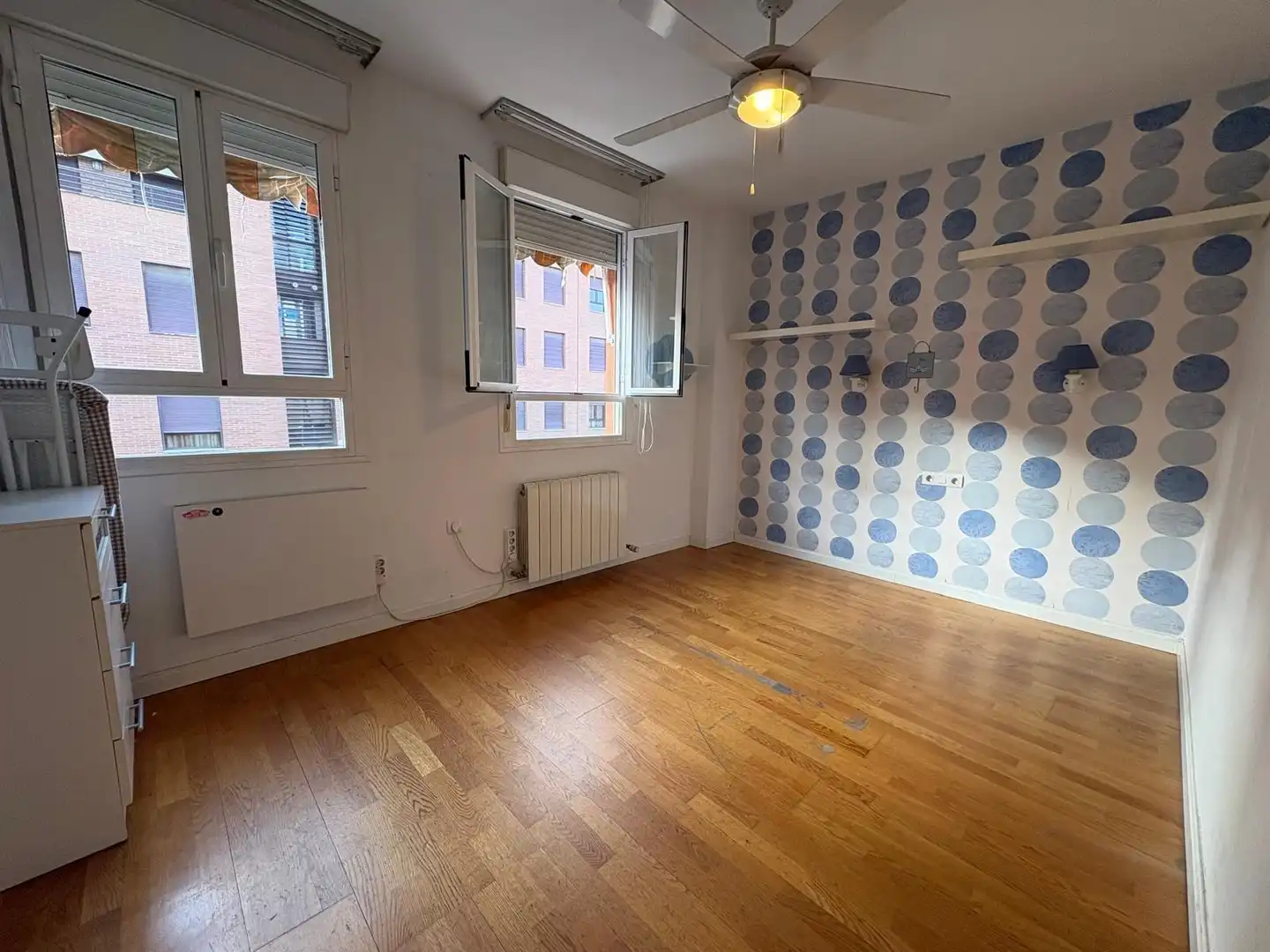 Schlafzimmer von Wohnung zum Verkauf in Córdoba mit Klimaanlage, Heizung und Terrasse