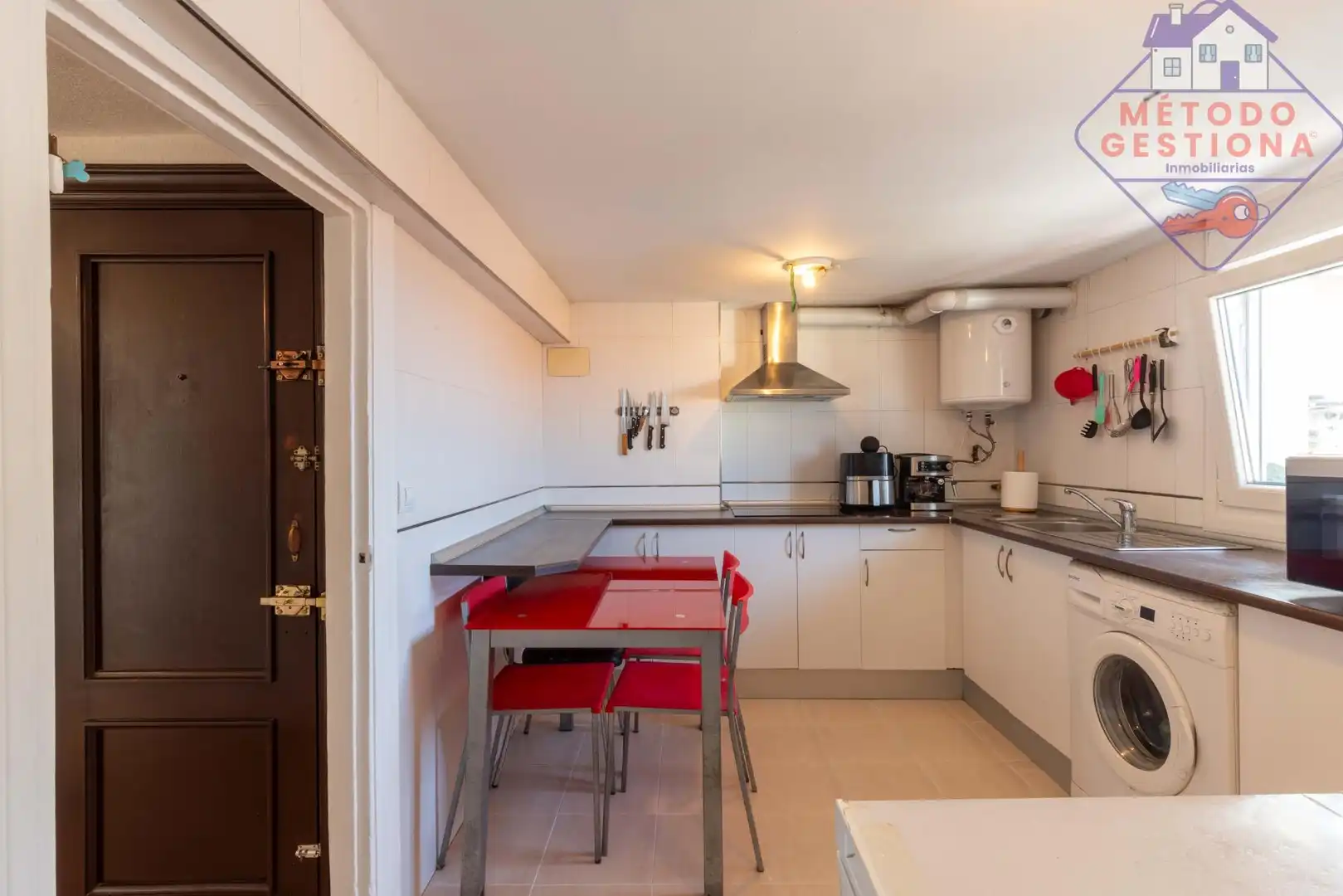 Küche von Wohnung zum Verkauf in Santander mit Balkon