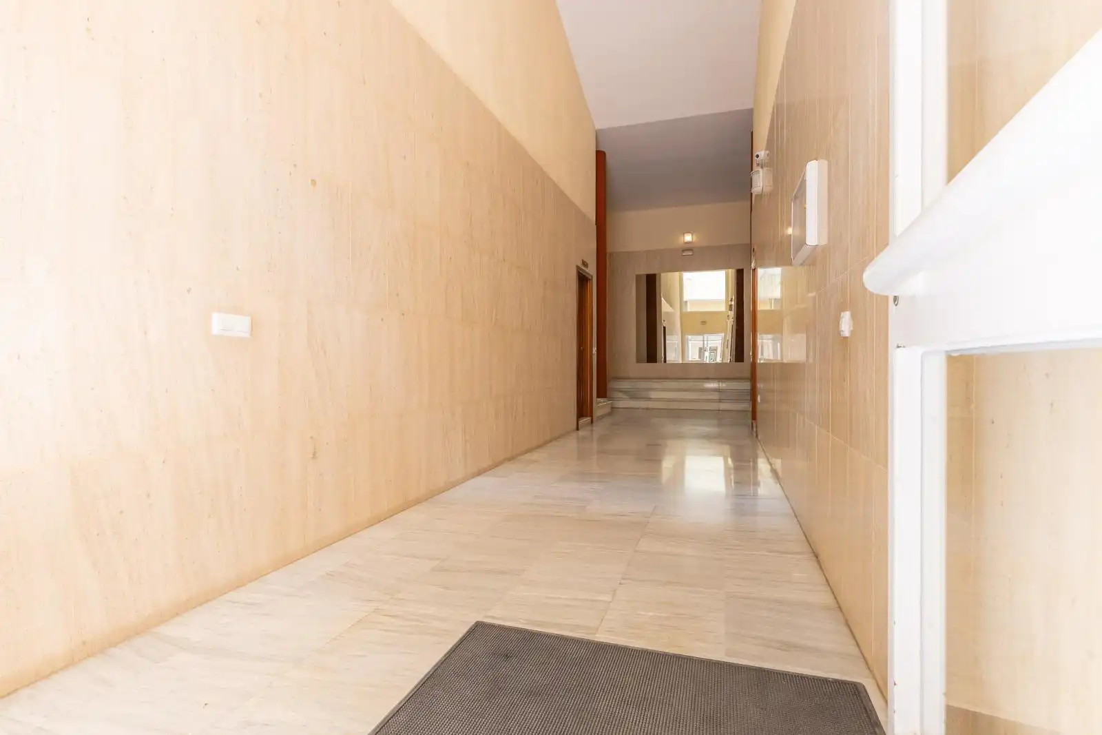Apartamento de alquiler en Avenida Elvas