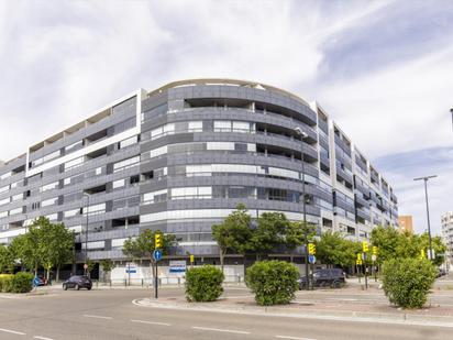 Exterior view of Flat for sale in  Zaragoza Capital  with Terrace, Storage room and Swimming Pool