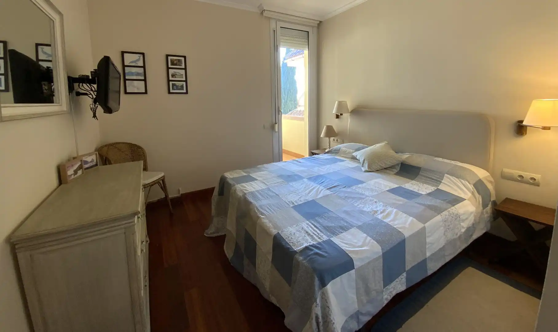 Schlafzimmer von Wohnung zum Verkauf in Sant Vicenç de Montalt mit Klimaanlage, Heizung und Abstellraum
