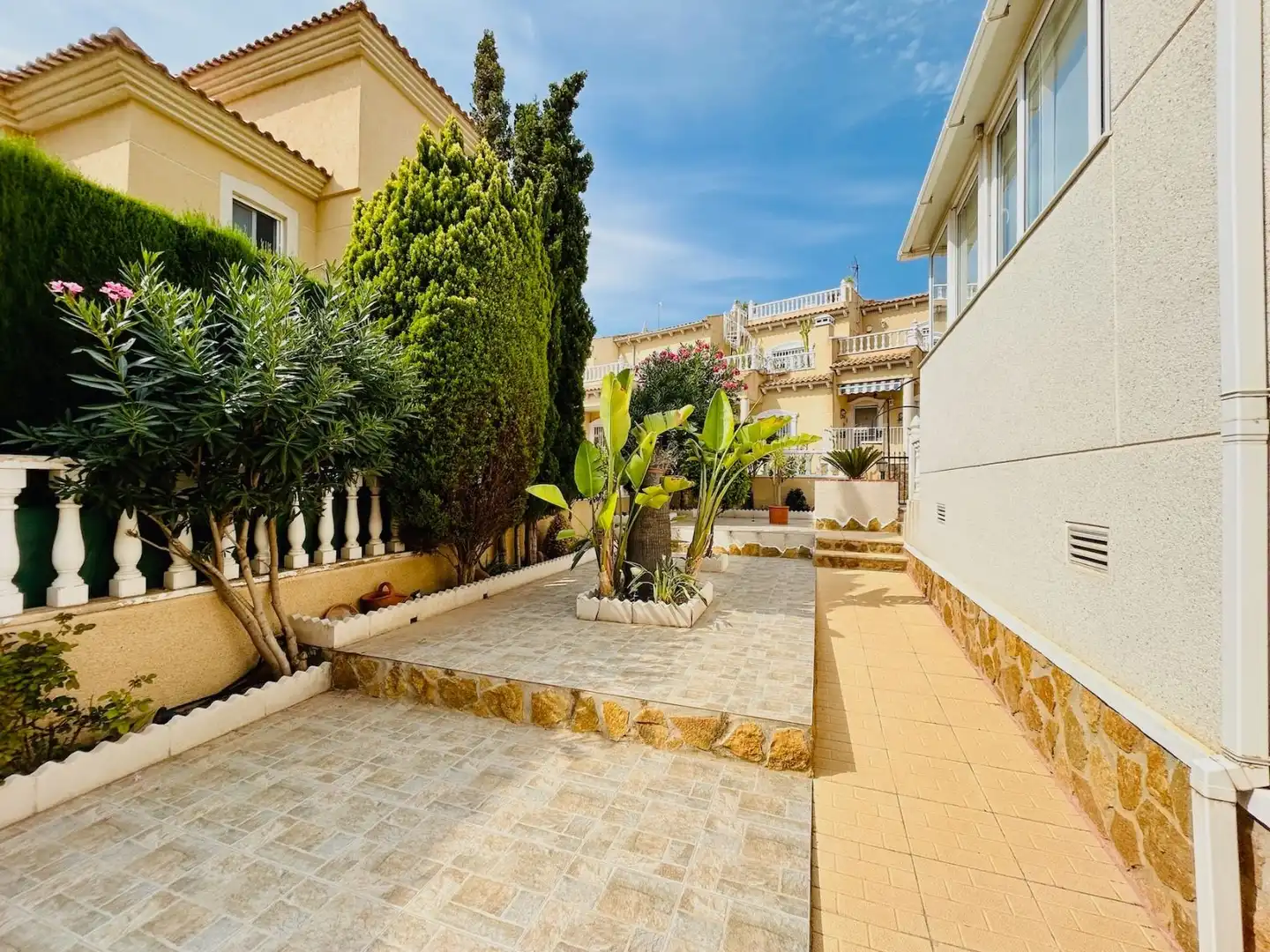 Chalet con terraza en venta en PAVO REAL-CHISMOSA 1, imagen 26