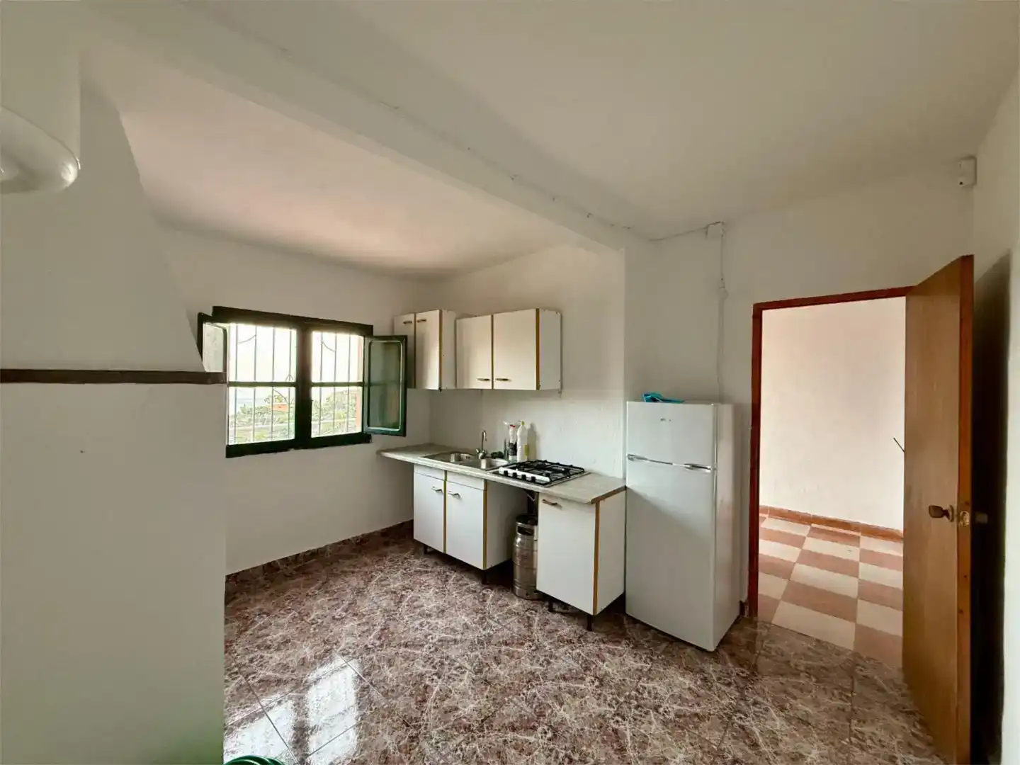 Küche von Country house zum Verkauf in Albuñol mit Klimaanlage, Privatgarten und Schwimmbad