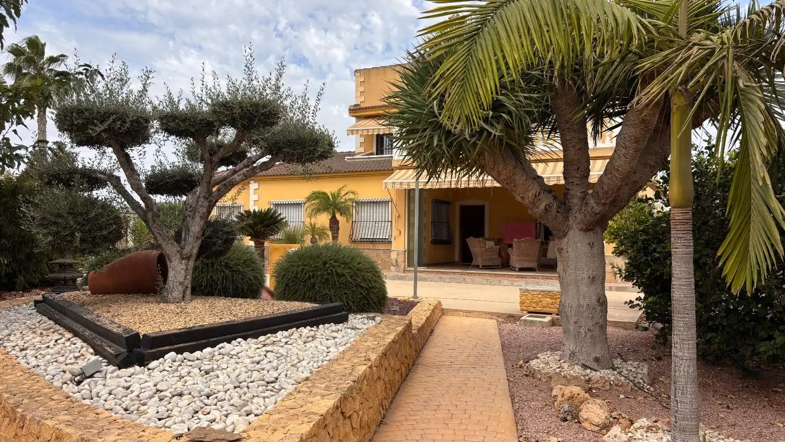 Detached house with terrace for sale in La Foia - Daimés - Asprella, imagen 2