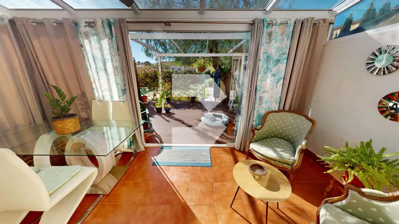 Jardí de Casa o xalet en venda en Aigües amb Aire condicionat i Moblat