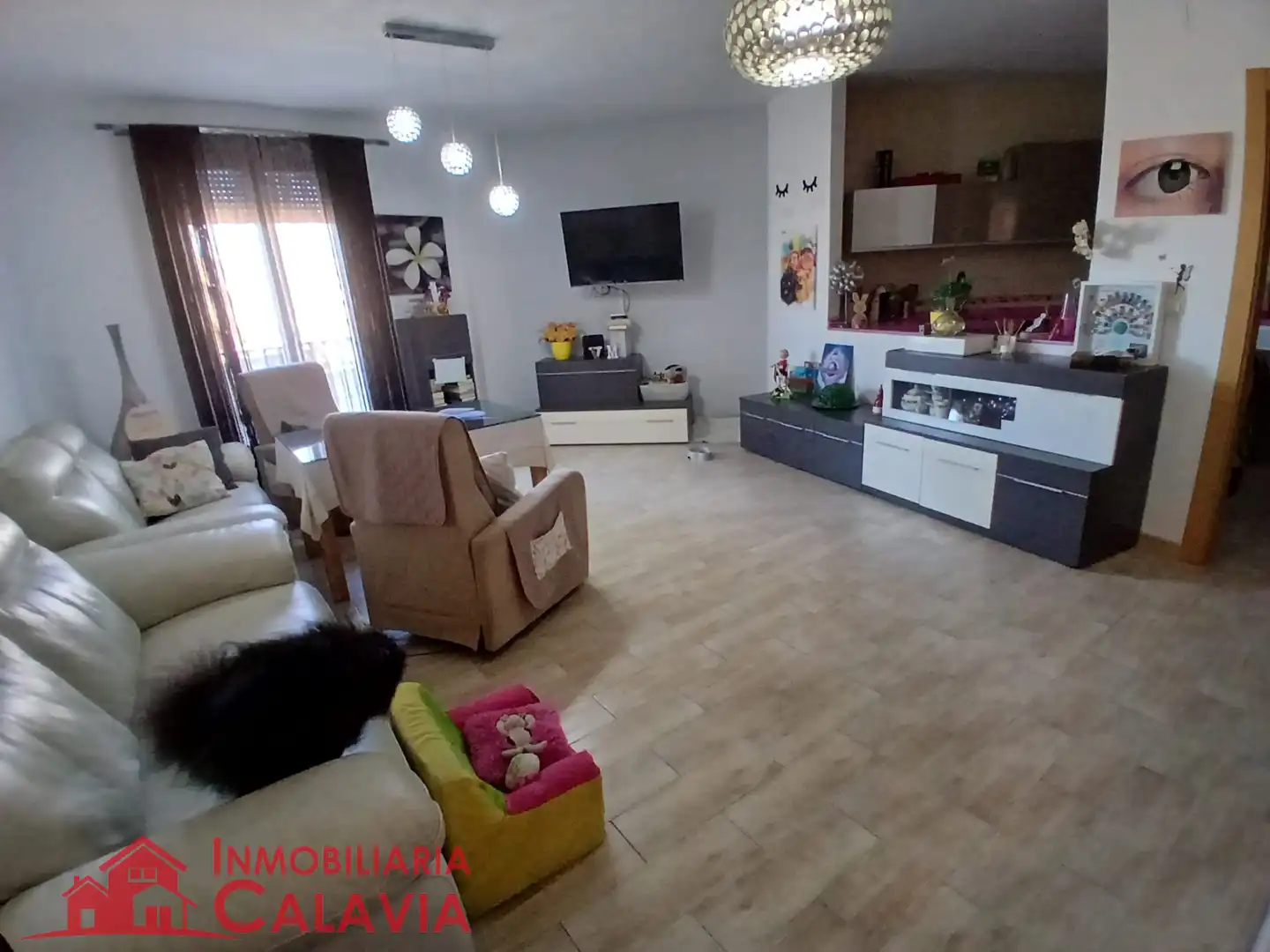 Piso con ascensor en venta en Calle Obispo Narváez 25