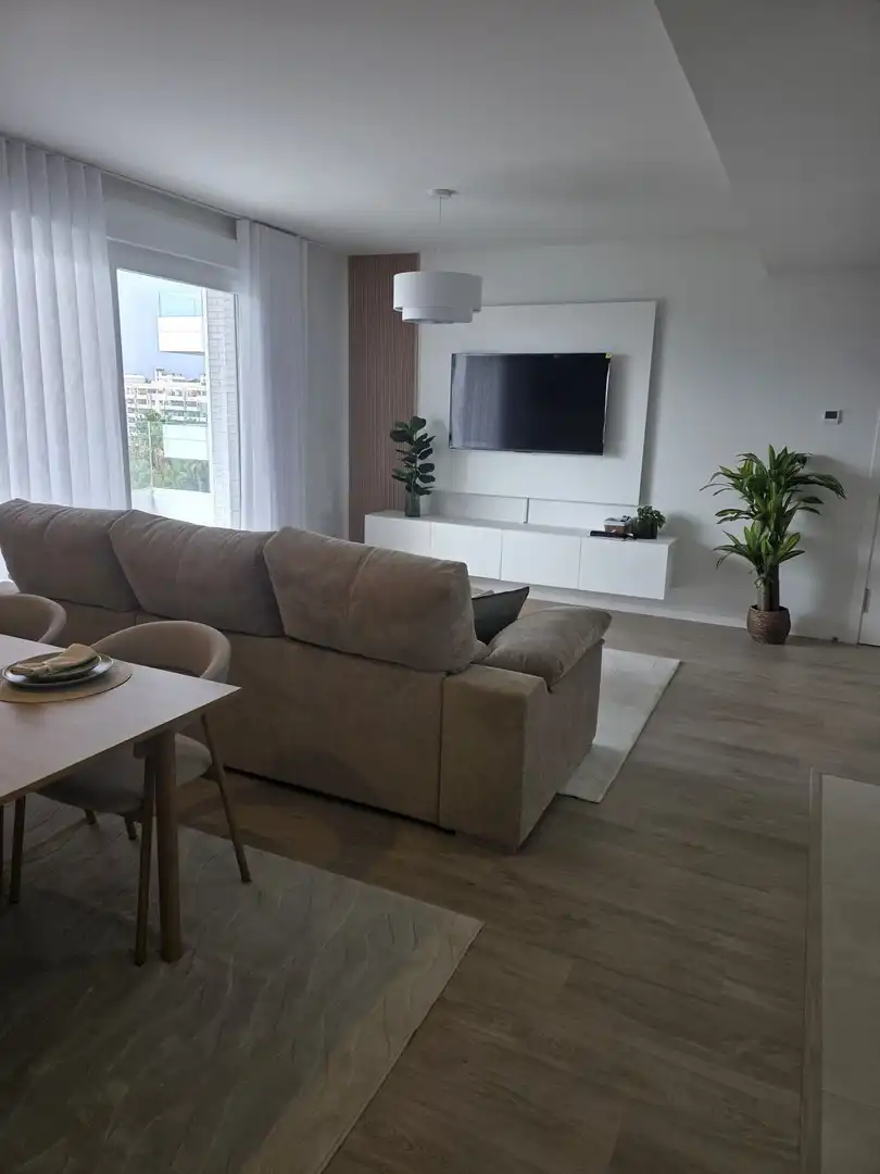 Living room of Apartments for rent in Nueva Andalucía