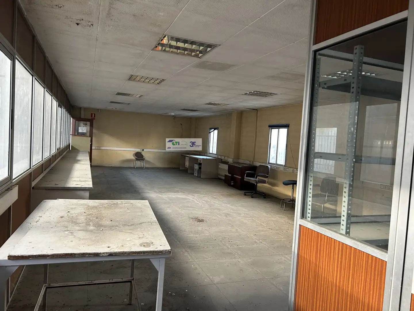 Nau industrial de lloguer en Utebo