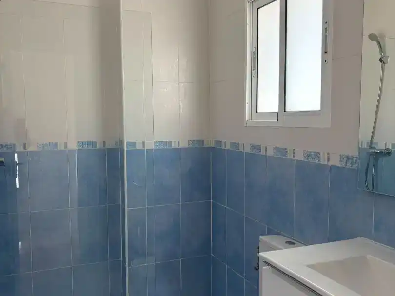 Bany de Casa o xalet en venda en Castalla amb Aire condicionat, Jardí privat i Piscina