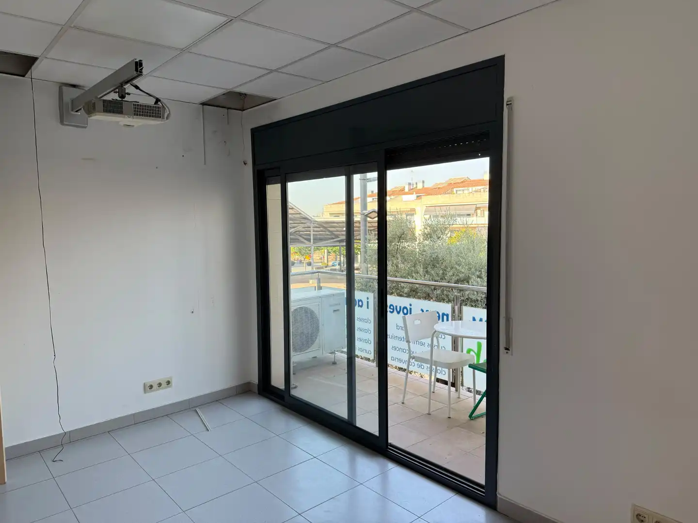 Gewerbefläche zur Miete in Carrer Céllecs 6, imagen 3