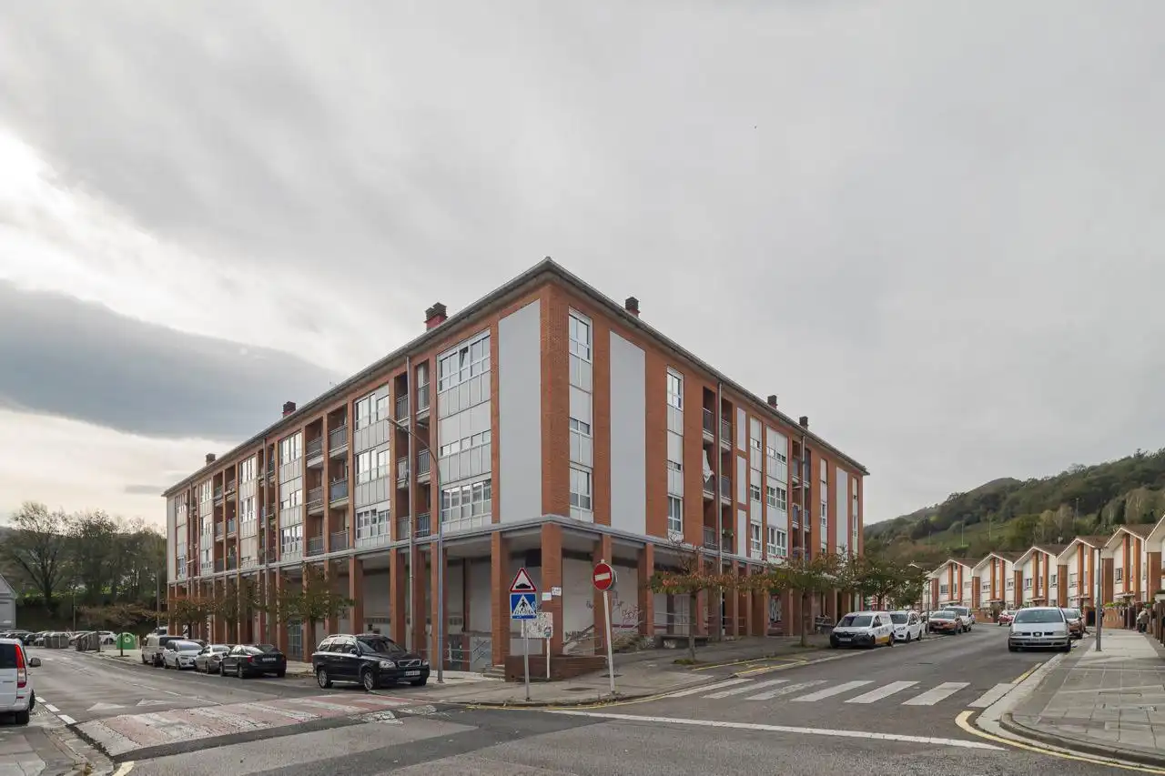 Business premises for sale in Errekalde Kalea, imagen 17