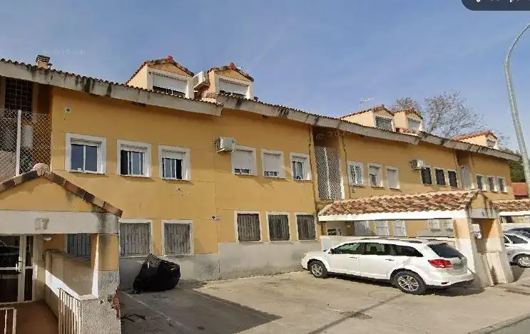 Vista exterior de Piso en venta en Yeles