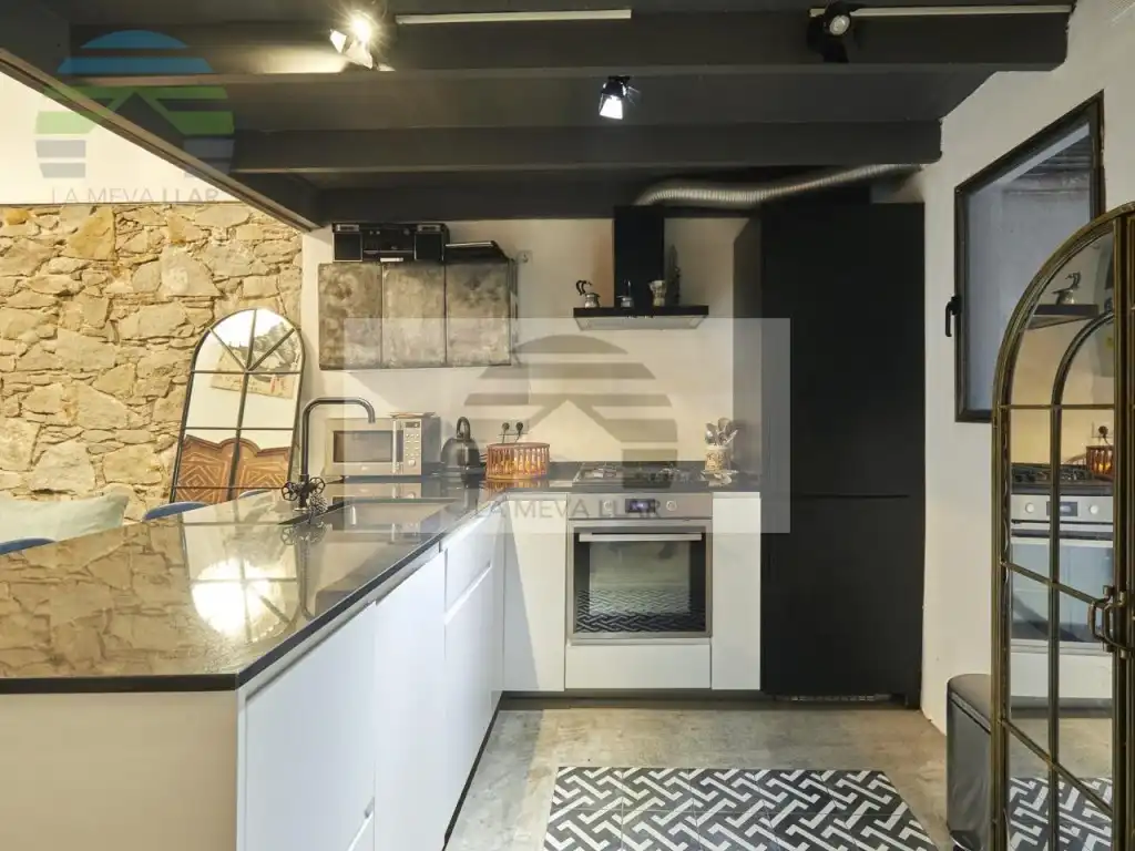 Kitchen of Flat for sale in Barcelona