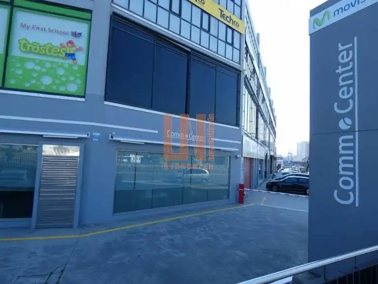Ufficio con ascensore in affitto a Someso - Matogrande, imagen 8