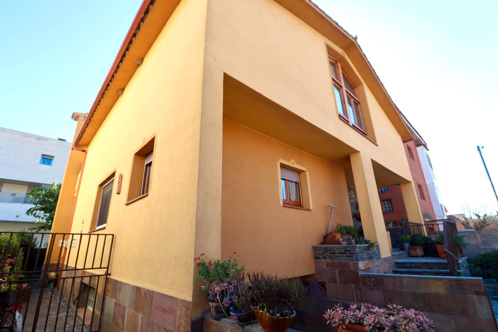 Exterior view of House or chalet for sale in Cardedeu  with Heating, Private garden and Terrace