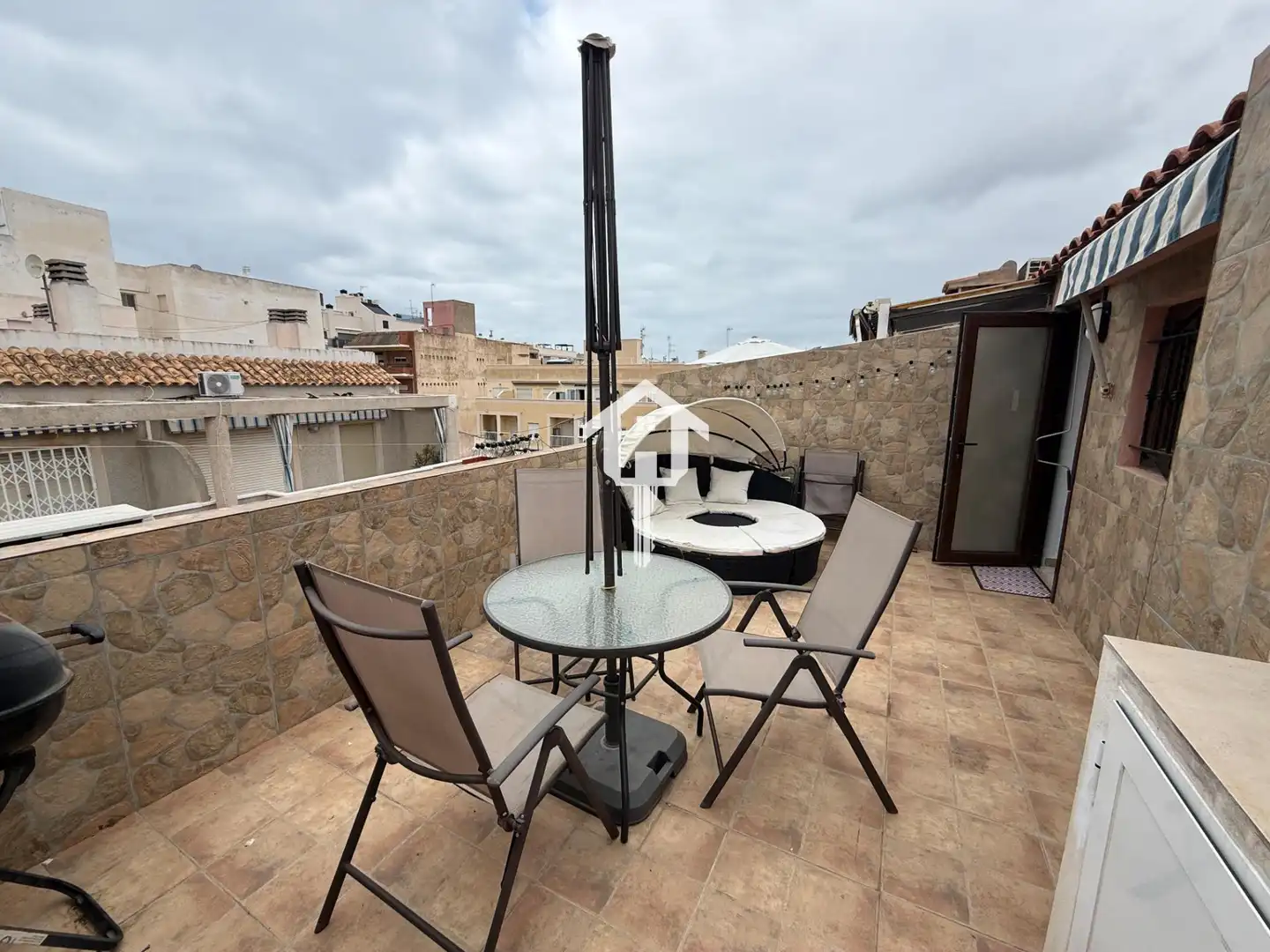 Terraza de Dúplex en venta en Torrevieja con Aire acondicionado, Terraza y Amueblado