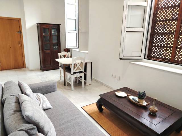 Apartamento en Alquiler en Calle Muro de los Navarros, 32 en Santa Catalina