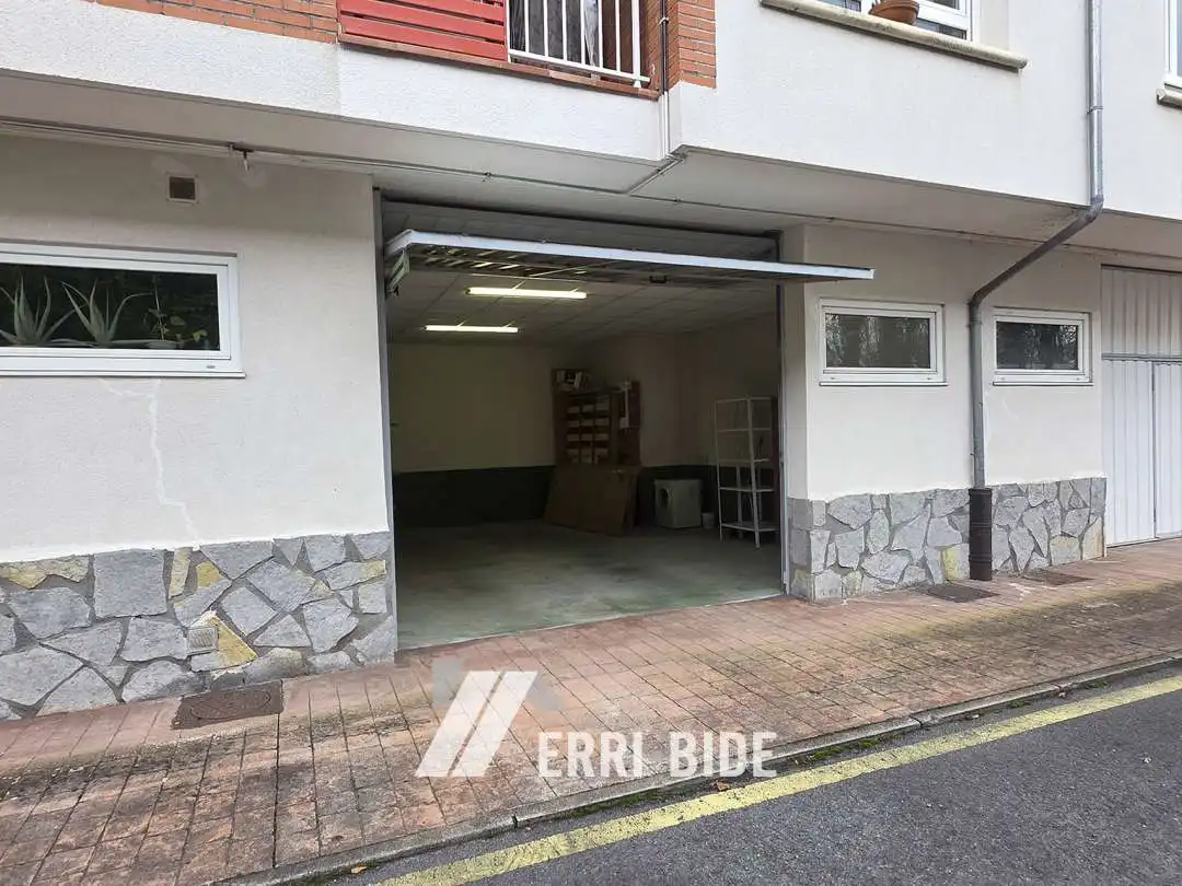 Vista exterior de Piso en venta en Mungia con Calefacción, Trastero y Balcón